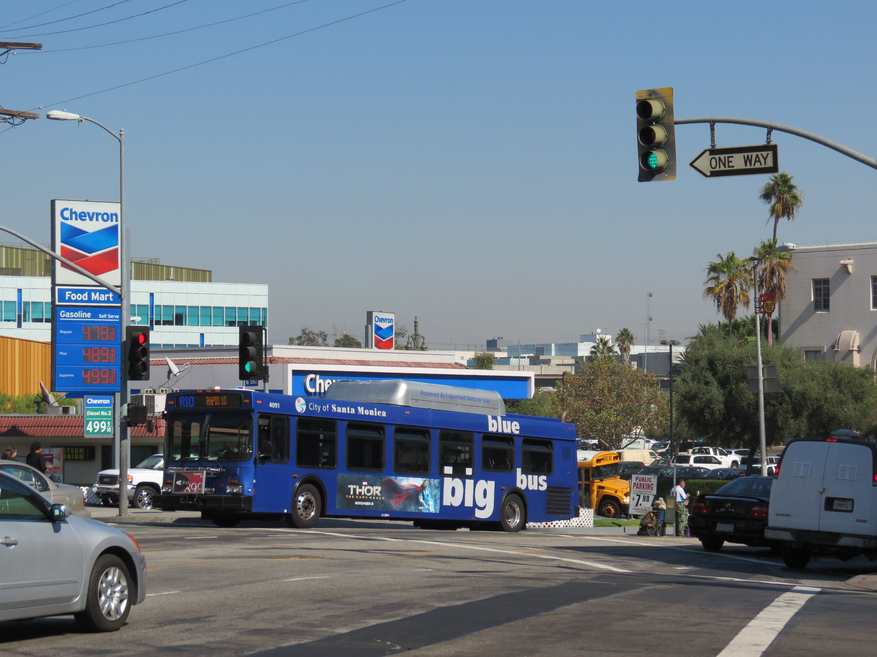 BIG Blue Bus | SHOWBUS AMERICA BUS IMAGE GALLERY | California