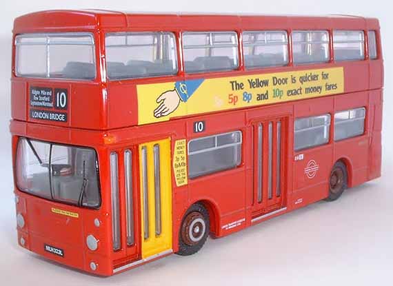 25705 Daimler DMS LONDON TRANSPORT