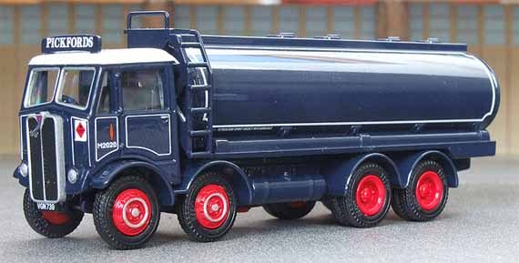 30103 AEC MkIII 4 Axle Tanker PICKFORDS.