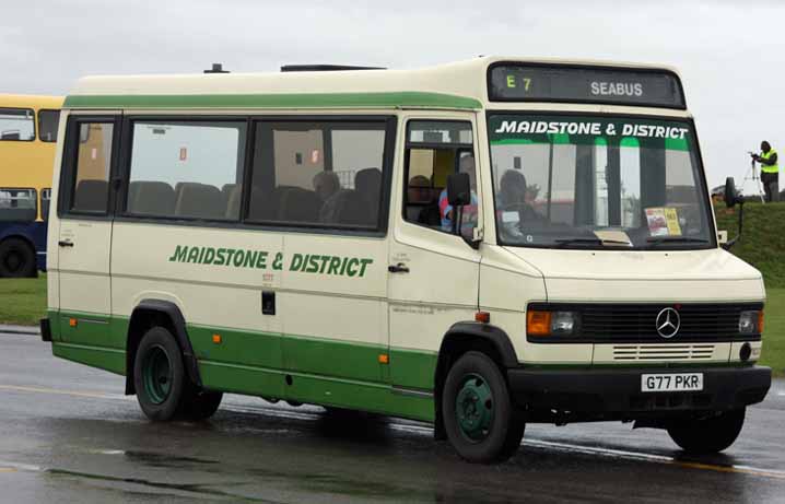 Maidstone & District Mercedes 609D Reeve Burgess 1077