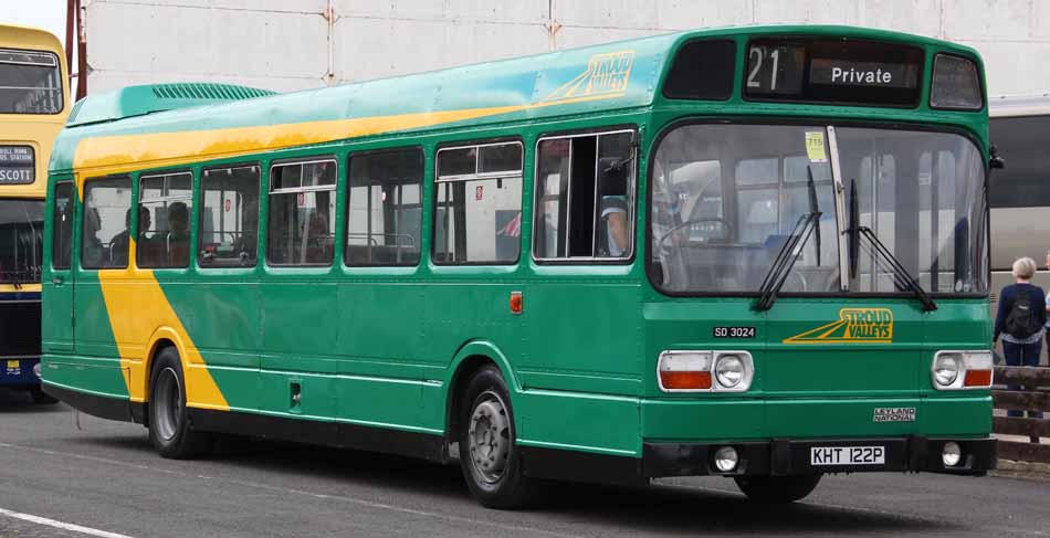 Stroud Valleys Leyland National 3024