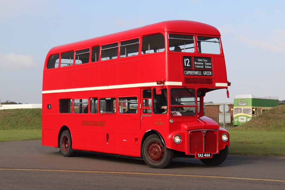 London Transport AEC Routemaster RML883