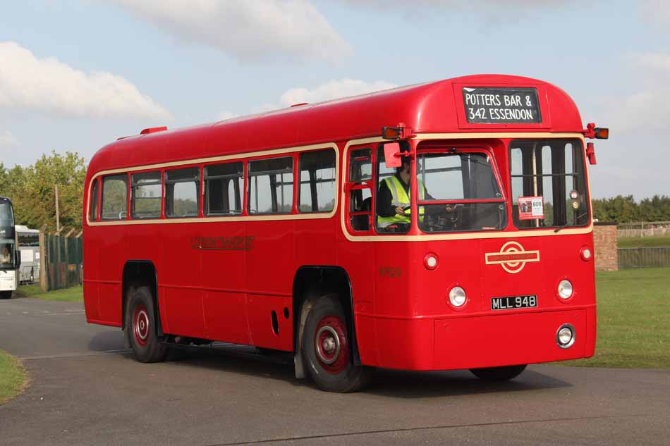 London Transport AEC Regal IV MCW RF530