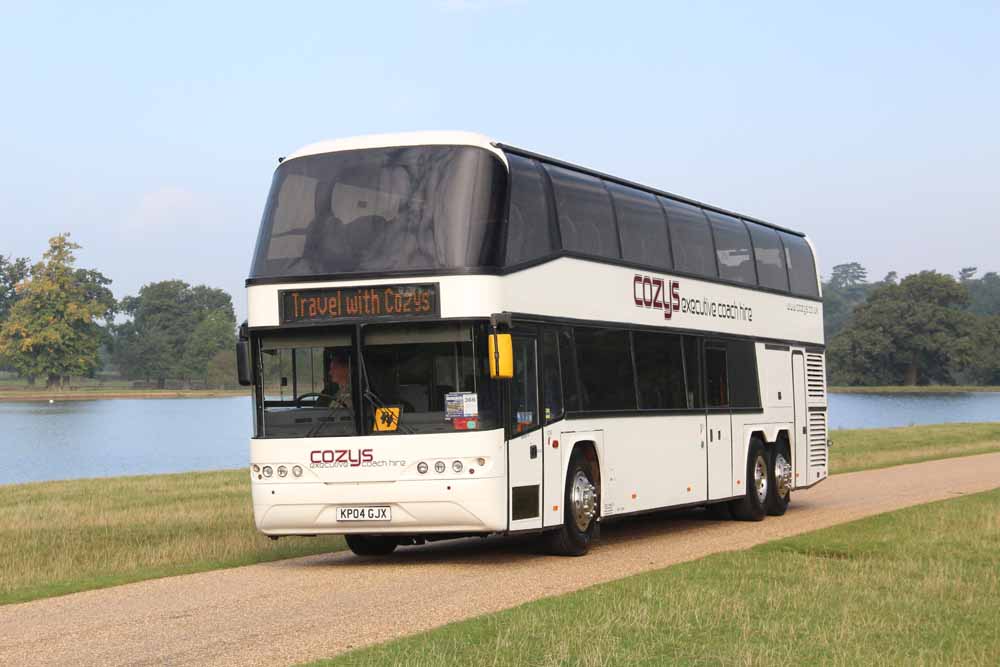 Cozy Travel Neoplan Skyliner KP04GJX