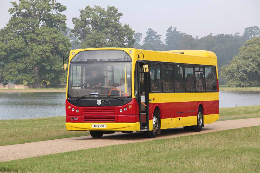 Cresta Coaches Leyland Tiger East Lancs Myllennium KPV810