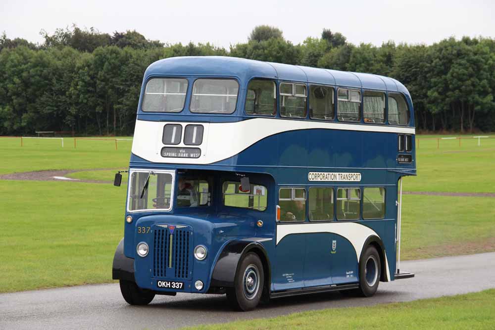 Hull Corporation AEC Regent III Weymann 337