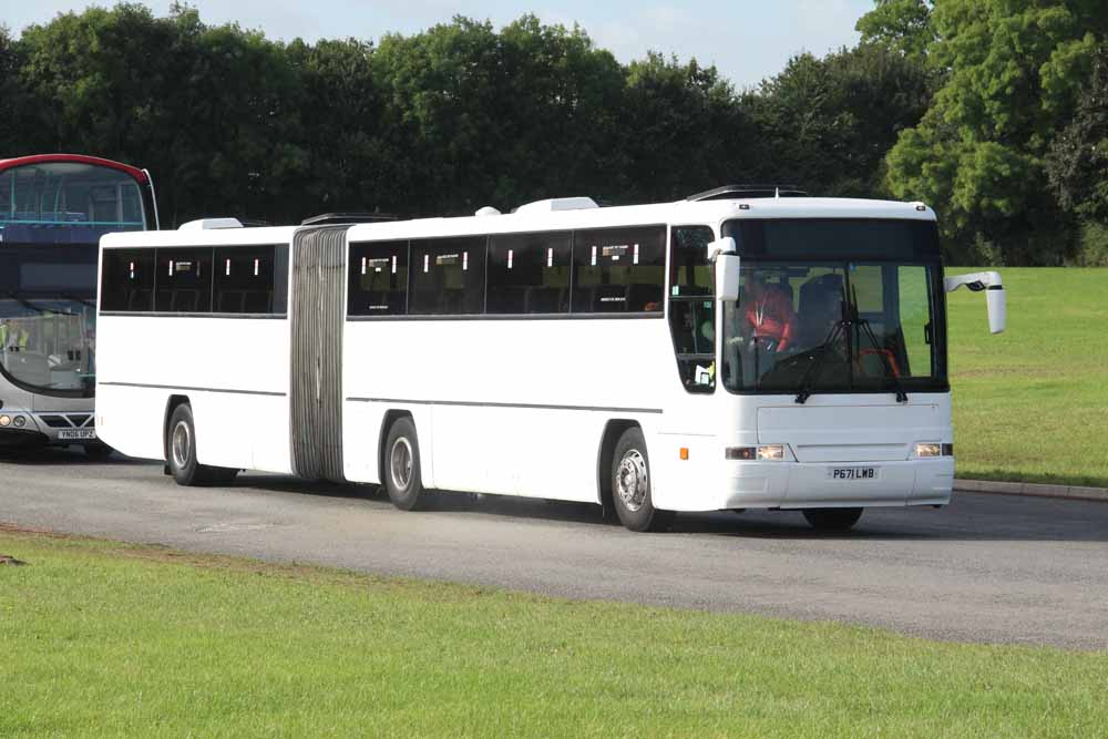 Fife Scottish Volvo B10MA Plaxton 571