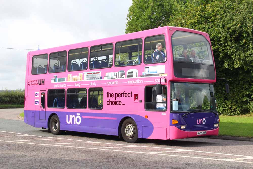 UNO Scania L94UD East Lancs Omnidekka 203