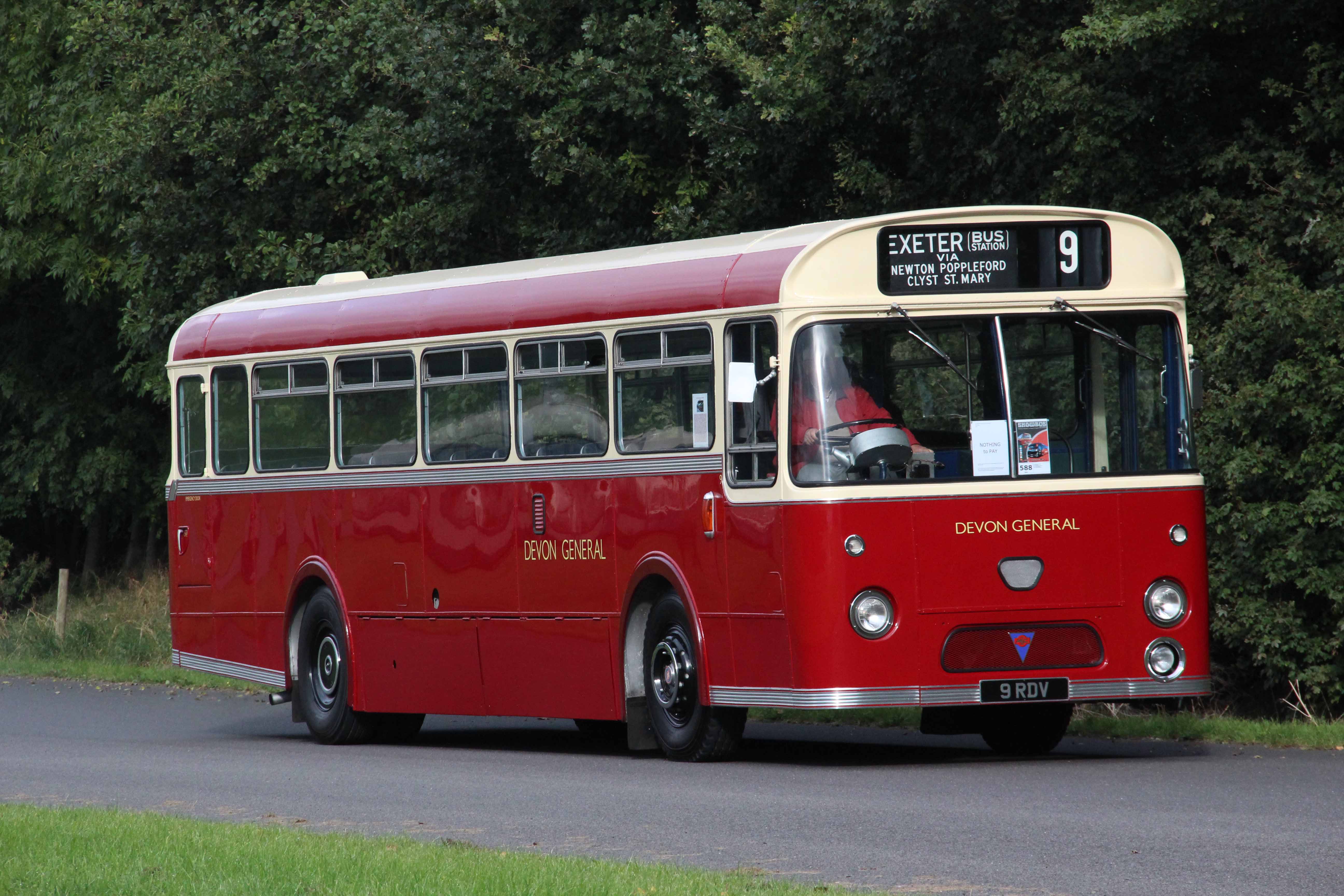 Devon General AEC Reliance Marshall 9