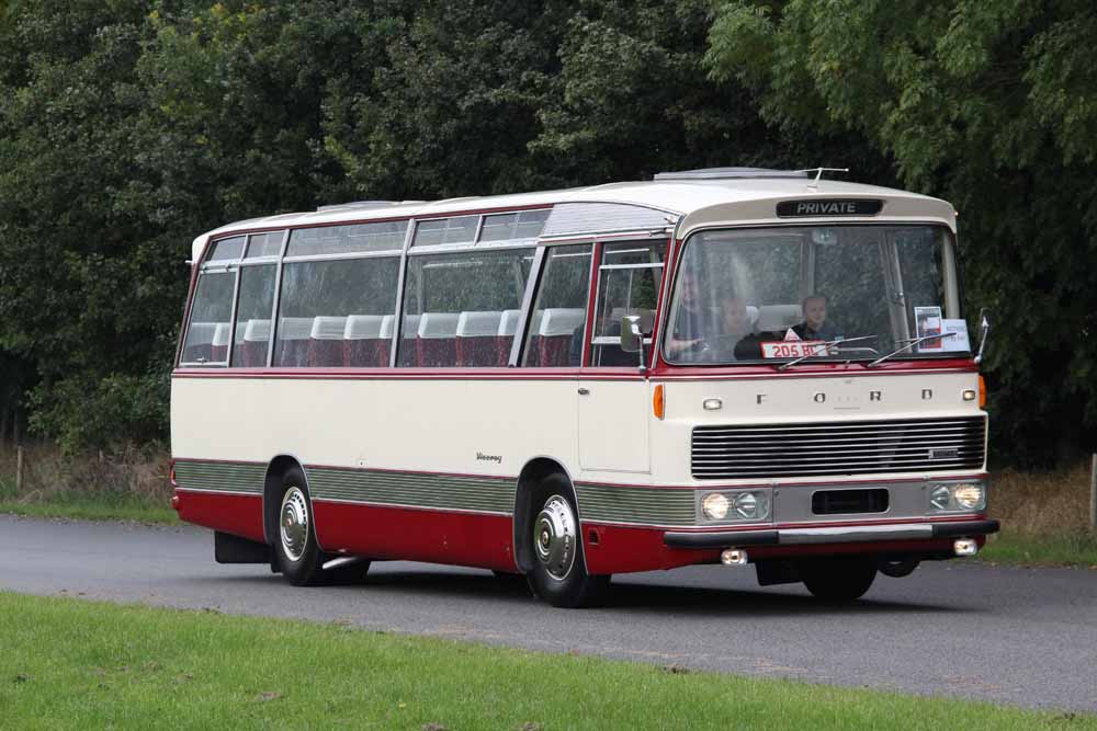 Sharpes of Nottingham Ford R192 Duple Viceroy