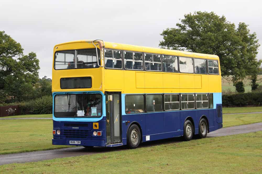 Landmark Coaches Dennis Dragon Duple Metsec M686TDB