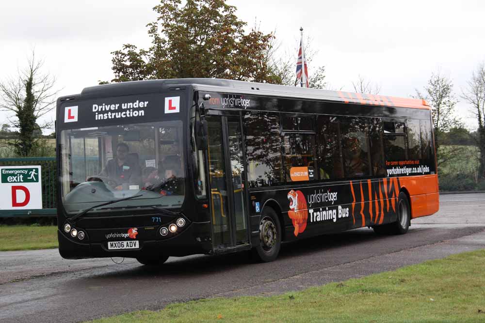 Yorkshire Tiger Optare Tempo 771