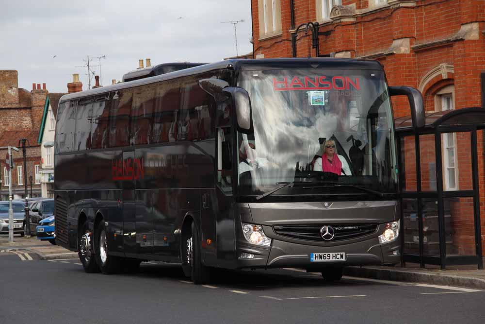 Hanson Coaches Mercedes Tourismo HW69HCW flyby