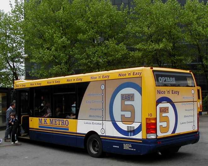 MK Metro Optare Solo 10