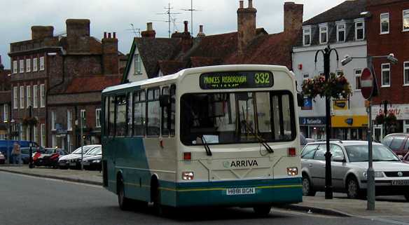 Arriva the Shires Dennis Dart / Wright Handybus