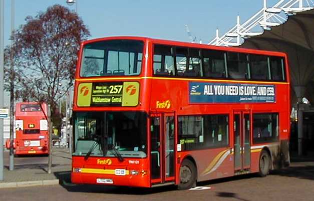 First Dennis Trident TN1121