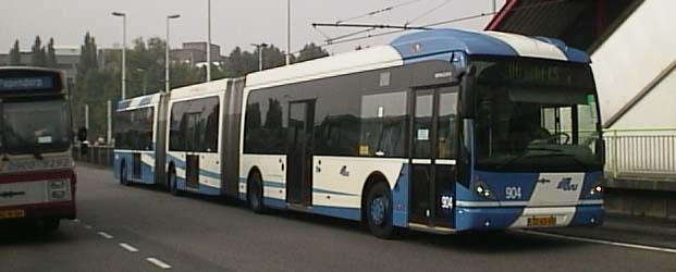 GVU Van Hool tri-artic