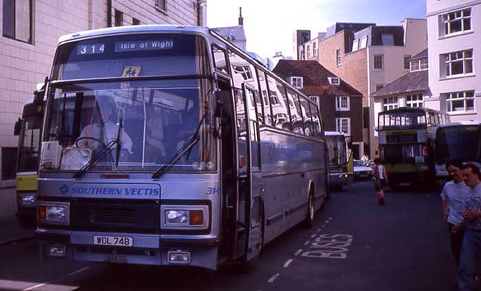 Southern Vectis Leyland Tiger Plaxton Paramount 3500 314