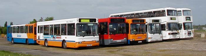 Lutonian fleet at Westcott Dennis Dart Plaxton MPD T451TBF