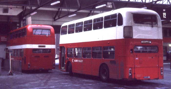 Alder Valley Bristol VRTSL3 ECW 932