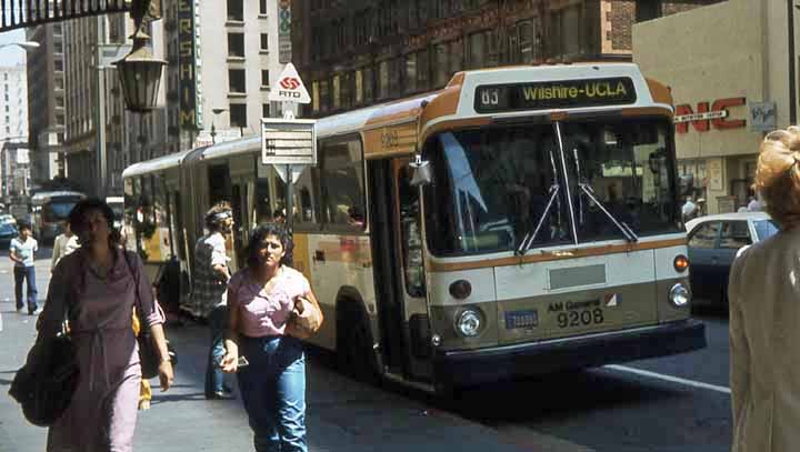 RTD MAN articulated bus 9208