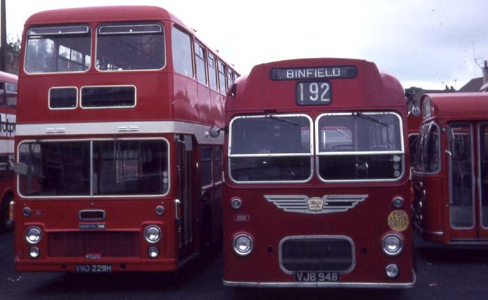 Alder Valley Bristol VRTSL6G ECW 911 & Bristol MW6G 256