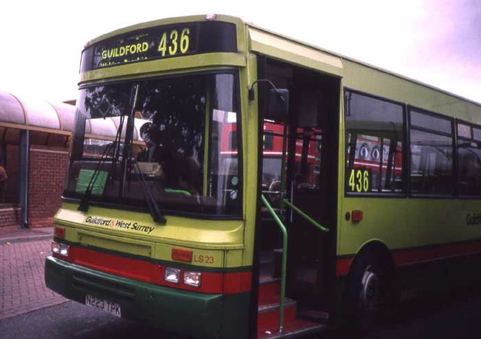 London & Country Dennis Lance LS23 N223TPK