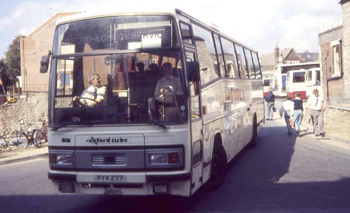 Oxford Tube Leyland Tiger Plaxton Paramount 3200 10