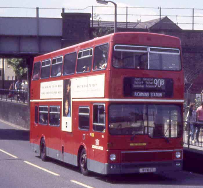 London United MCW Metrobus M1353