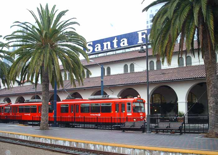 San Diego Metropolitan Transit Siemens tram 1005