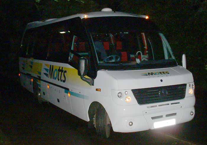 Motts Travel Mercedes O815D Unvi GT06MTT