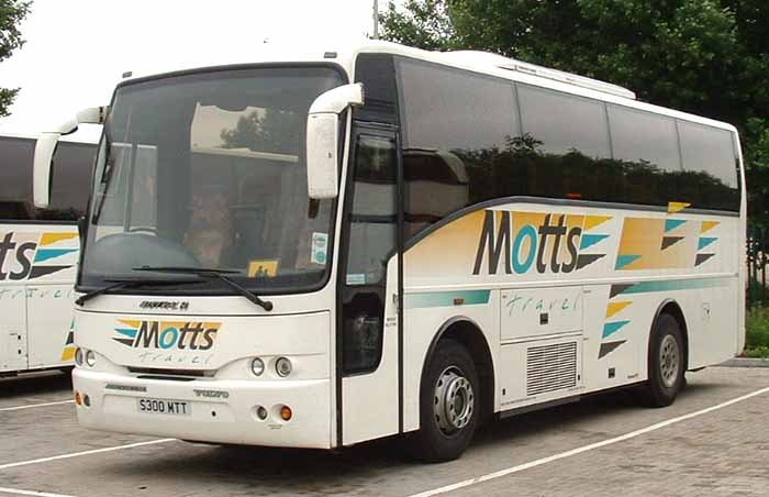 Motts Travel Volvo B10M Jonkheere