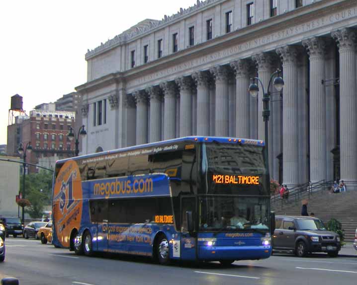 Coach USA Megabus Van Hool Astromega DD029