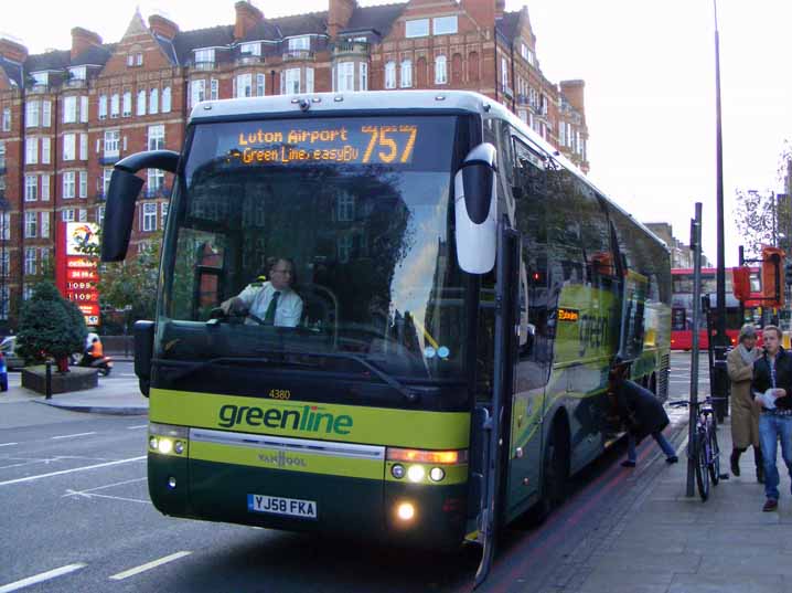 Green Line Van Hool T917