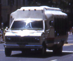 Hawaii shuttle bus