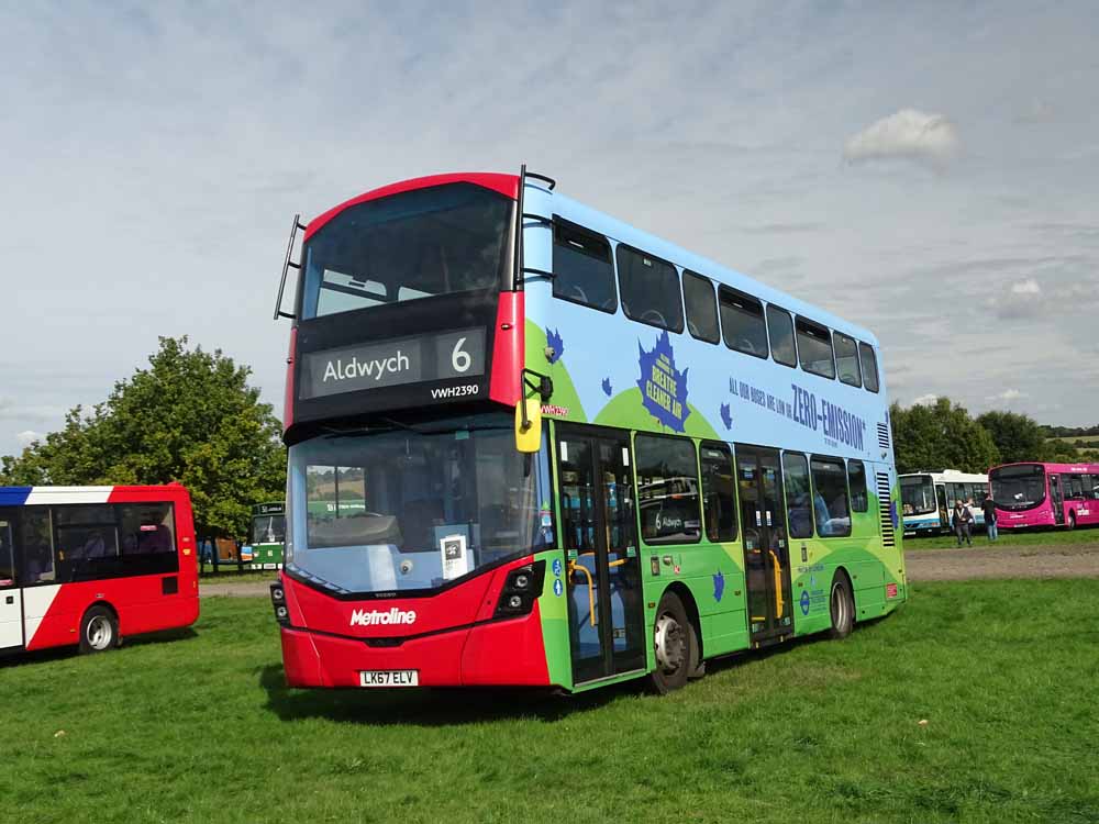 Metroline Volvo B5LH Wright VWH2390