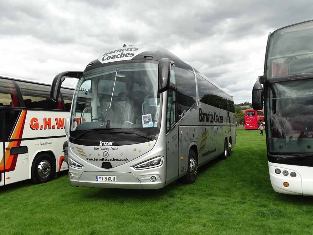 Barnetts Coaches Irizar i6 YT19KUH