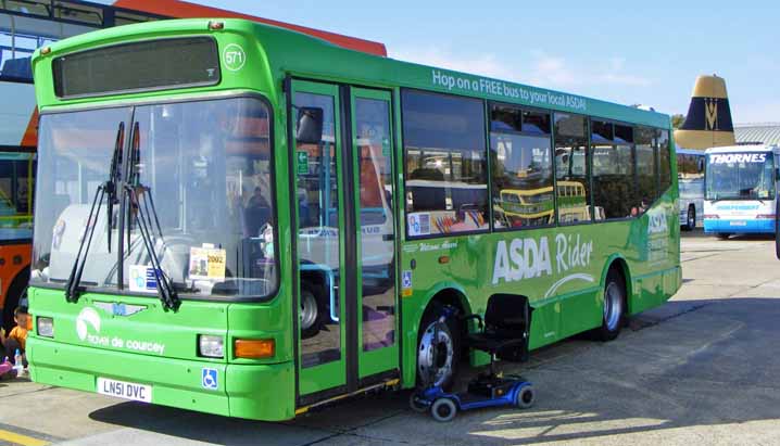 de Courcey Travel Dennis Dart Marshall 571