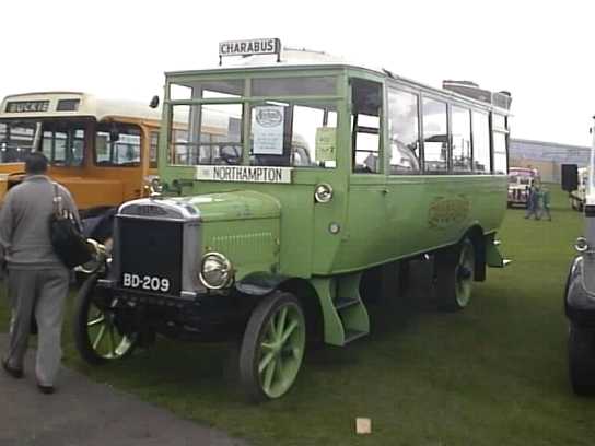 United Counties Leyland G7 Dodson B15 Charabus BD209