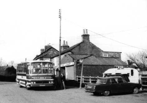 RED  ROVER - KEITH COACHES 129 HUD647S Bedford YMT Caetano C53F