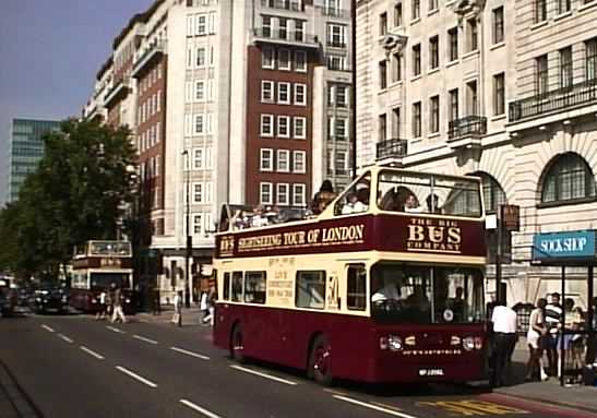  London Country Leyland Atlantean MCW Big Bus MPJ216L