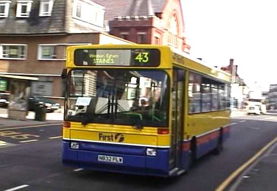 First Beeline Dennis Dart Plaxton Pointer DP32