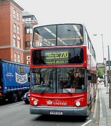 London United Volvo B7TL V189OOE