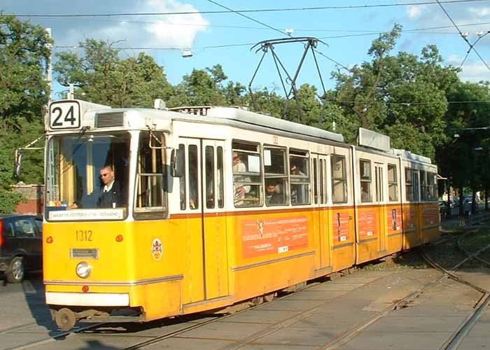 BKV Ganz CSMG.2 8-axle articulated tramcar